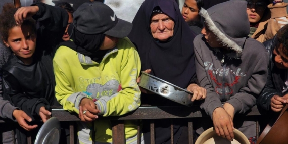 BM-Gazze-Halki-Temel-Ihtiyaclardan-Yoksun-Kalmaya-Devam-Ediyor-featured