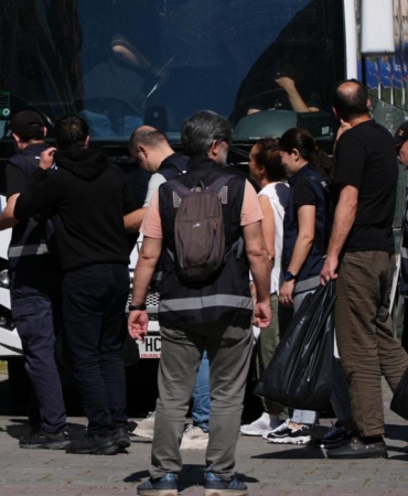 Ege-Universitesi8217nde-Usulsuzluk-Sorusturmasi-150-Arac-49-Tasinmaza-El-Konuldu-featured