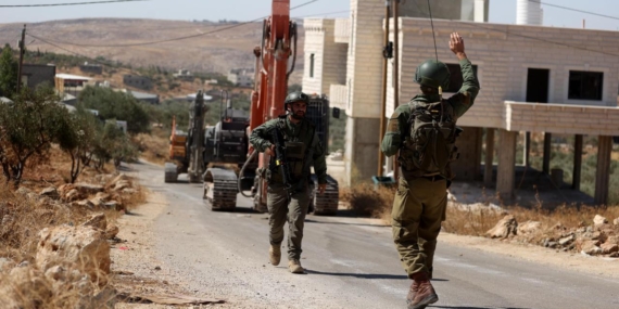 Bati-Seria8217da-80-Yasindaki-Filistinli-Israil-Askerlerince-Darbedildi-featured