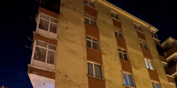 Gungoren8217de-Balkon-Coktu-5-Katli-Bina-Bosaltildi-featured