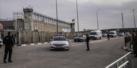 Soykirimci-Israil-69-Filistinli-hakkinda-suclama-yoneltmeksizin-idari-tutuklama-karari-cikardi-featured