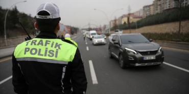 Ankarada-Yarin-Bazi-Cadde-ve-Bulvarlar-Trafige-Kapatilacak-featured