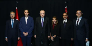 Cumhurbaskani-Erdogan-SpaceX-Yoneticilerini-Antalyada-Kabul-Etti-featured